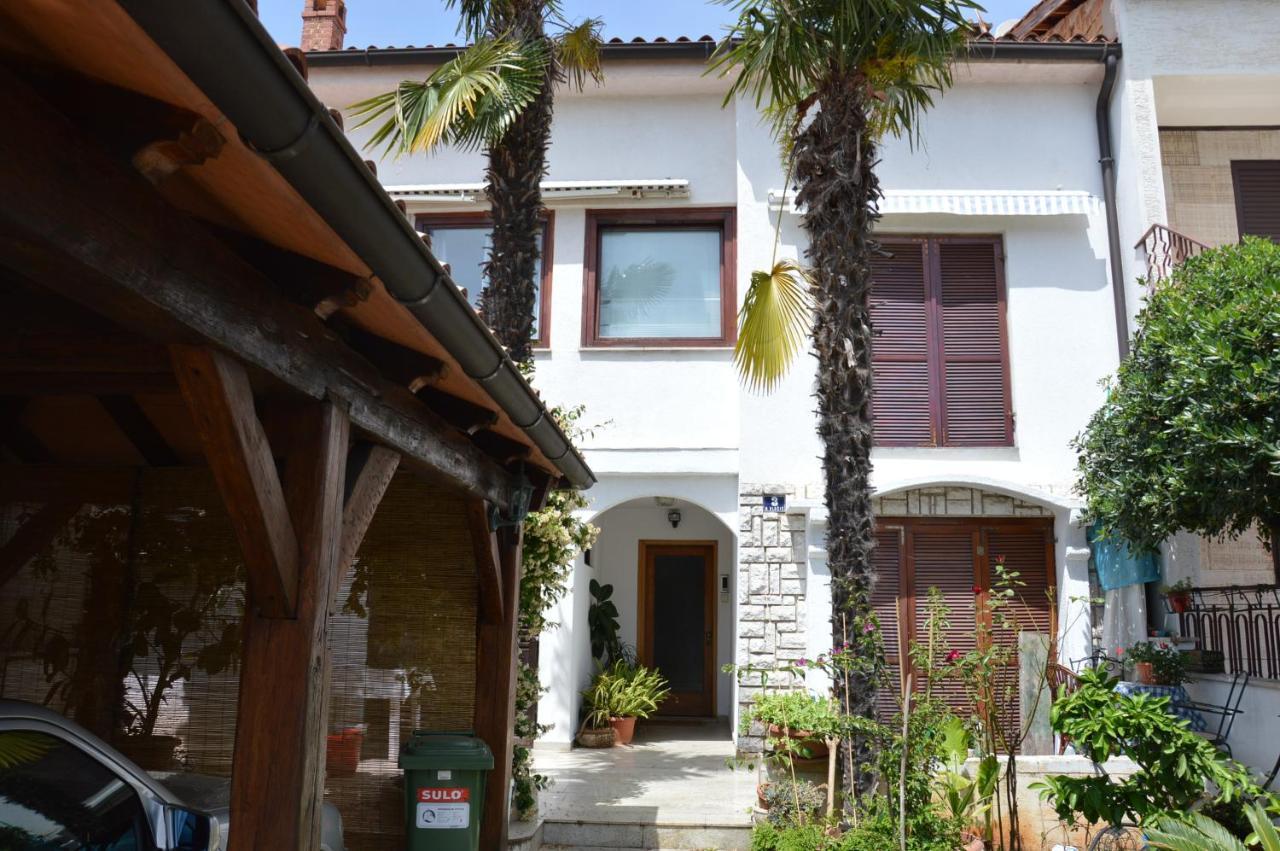 Residence Mira Πόρετς Εξωτερικό φωτογραφία
