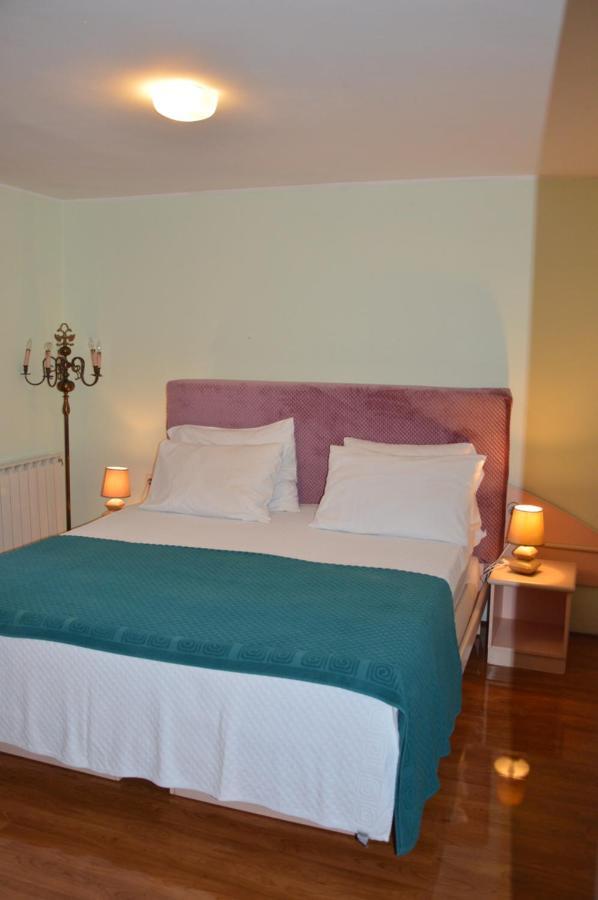 Residence Mira Πόρετς Εξωτερικό φωτογραφία